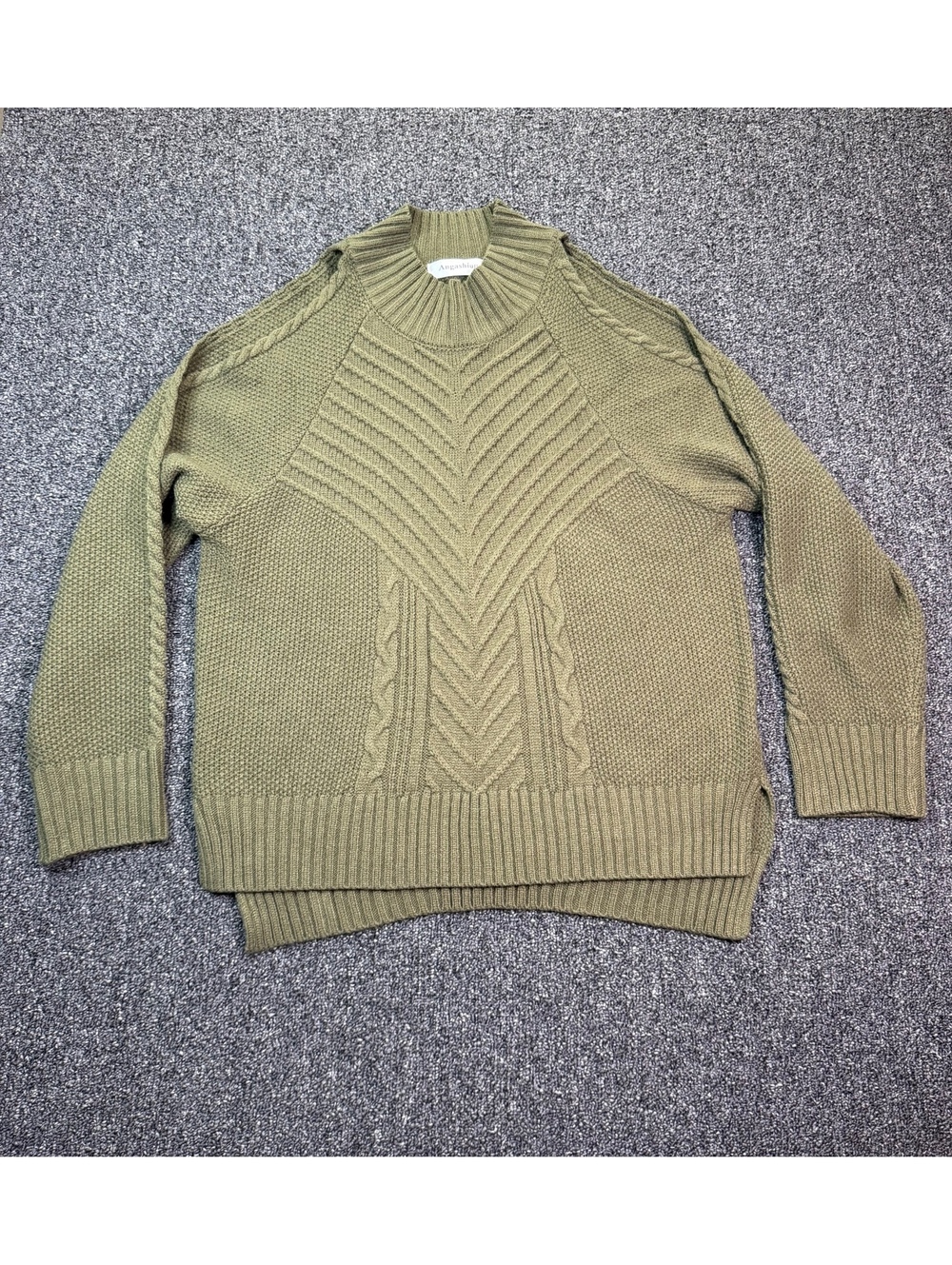 Olive Green Cable Knit Sweater Medium open shoulder
